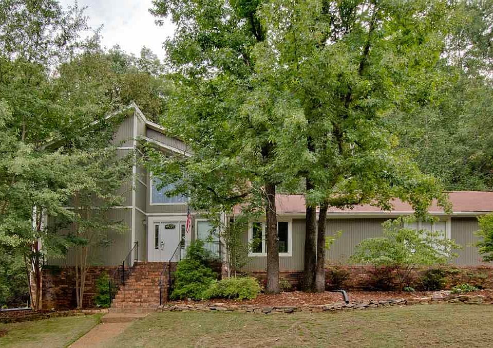 1st image of 15019 Coys Dr SE