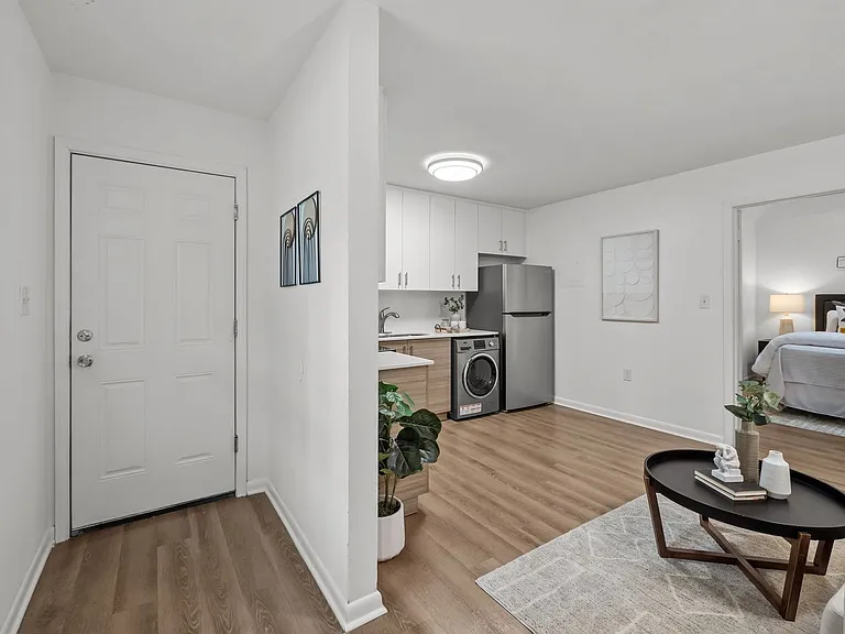 The Kenton Apartments — Photo 5