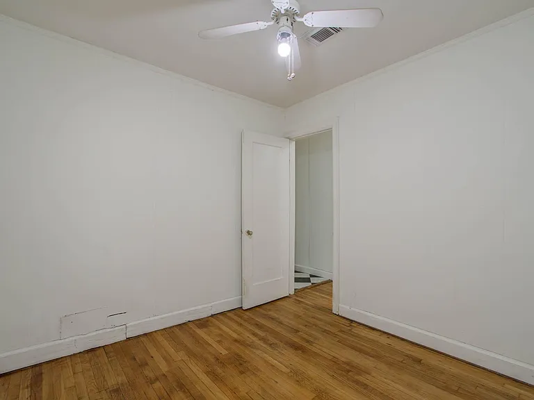 1428 Wentworth St #1 — Photo 21
