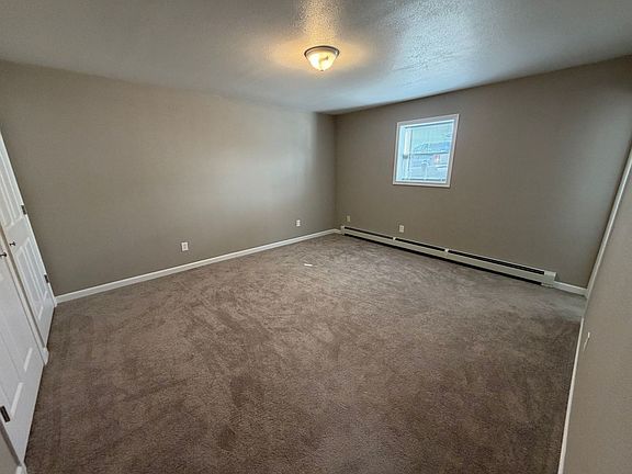 3rd image of 1651 Kelby Dr #4