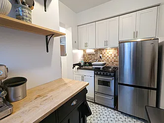 Rented by Manhattan Spaces