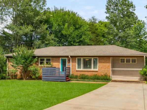 302 Bethune Way NW, Huntsville, AL 35806