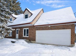 14 Gold Cres, Russell, ON K4R 1B4