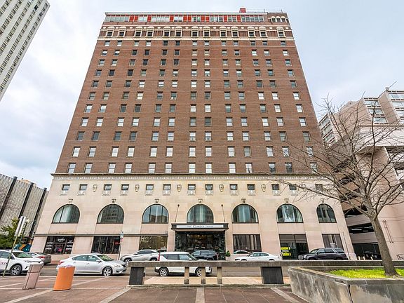 255 n. main st. memphis tn 38103
