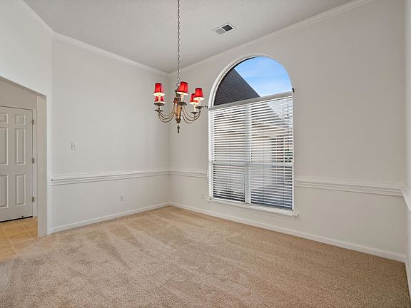 5th image of 10514 Ashglen Cir N