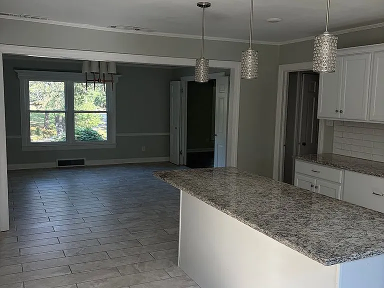 1300 N Waldron Rd — Photo 13