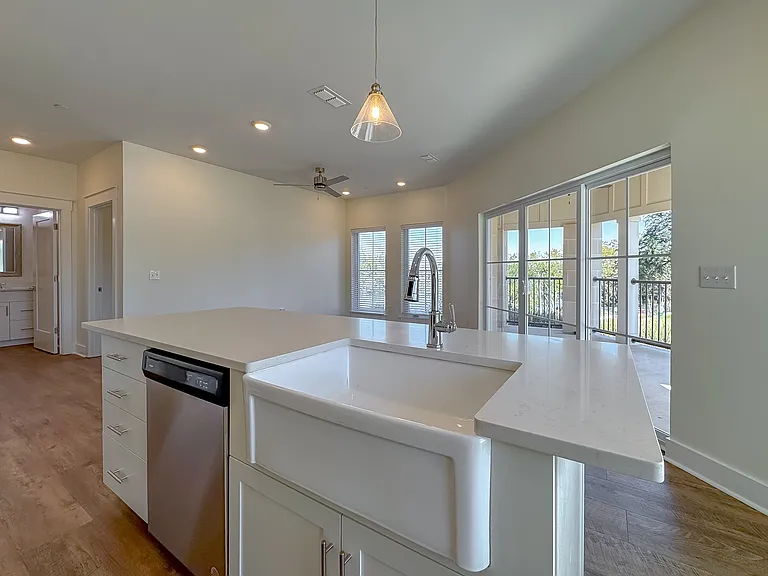 223 N Donalson St #25 — Photo 9