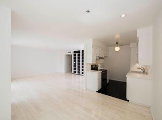 7767 Hollywood Blvd APT 201, Los Angeles, CA 90046