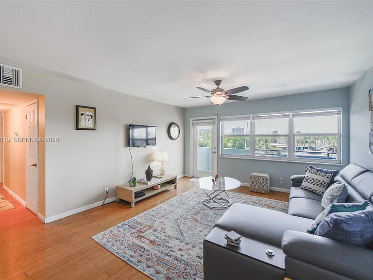 401 Golden Isles Dr #312 — Photo 7