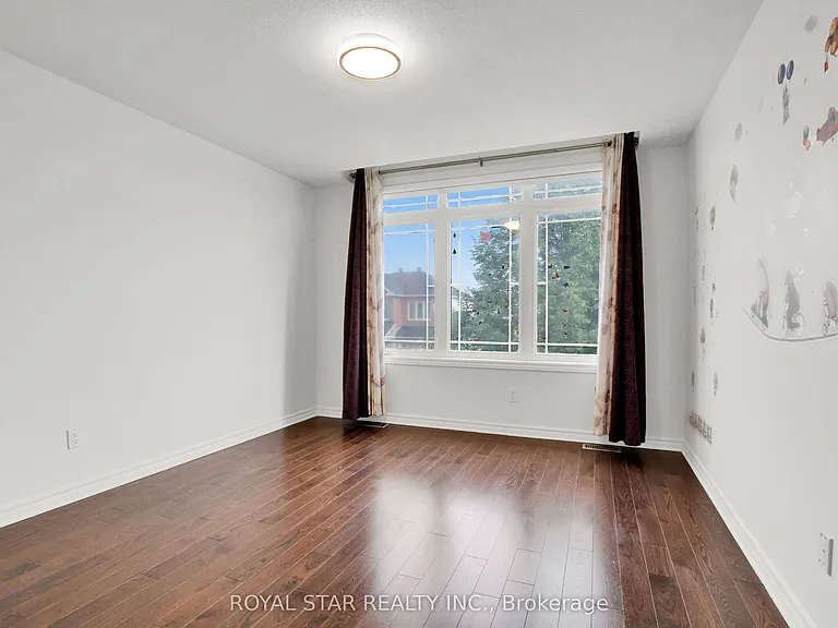 115 Tapestry Dr #1 — Photo 36
