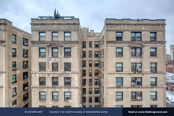 Rented by The Blueground | media 25