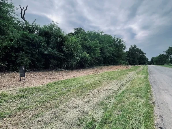 6 County Road 1560, Alba, TX 75410