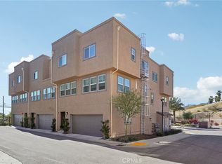 12837 Watt Ln #A, Sylmar, CA 91342