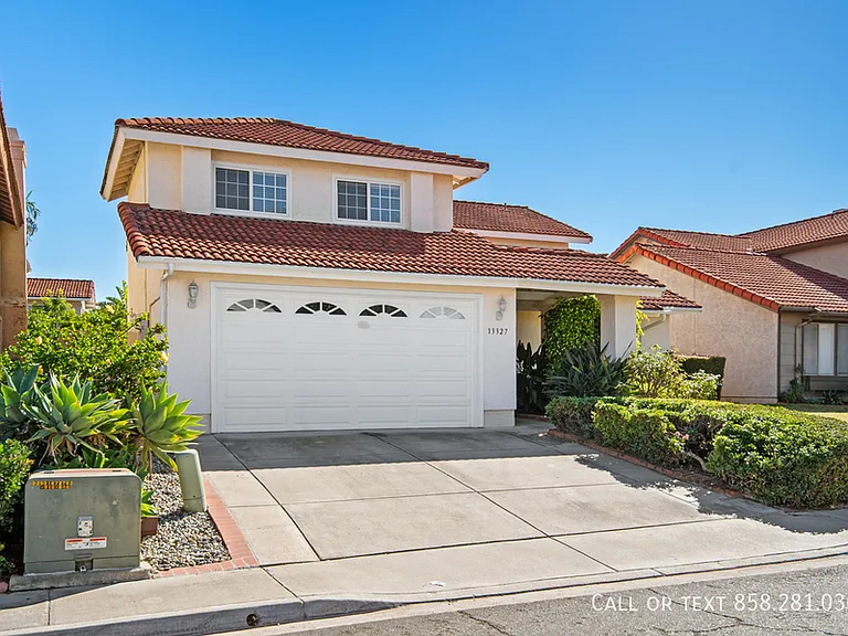 13327 Entreken Ave — Photo 37