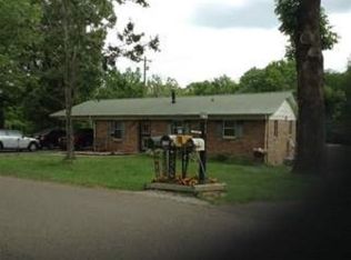 745 Old Montezuma Rd, Henderson, TN 38340