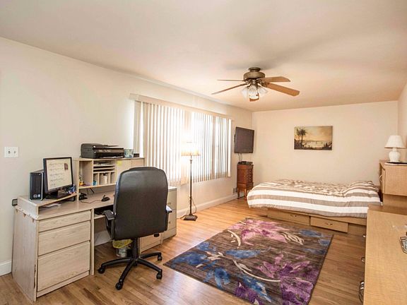 3rd image of 8-38 Cedar St #1X