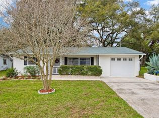 5925 Wilson Dr, Zephyrhills, FL 33542