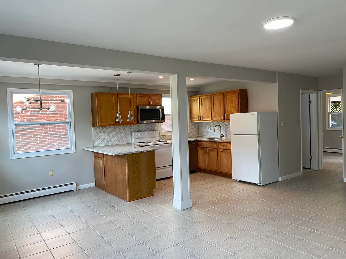 Open floor plan with new vinyl windows. - 3012 5th St N #1B