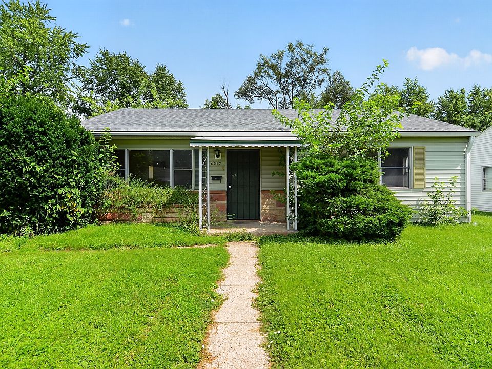 1st image of 2819 Sangster Ave
