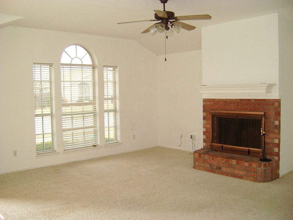 2nd image of 7237 Avington Way