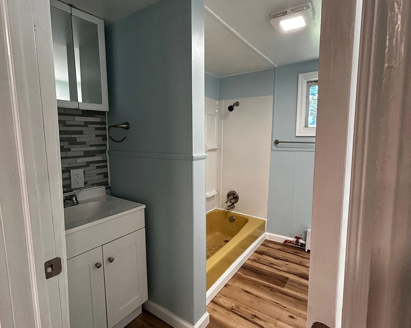 305 Jackson Street — Photo 4