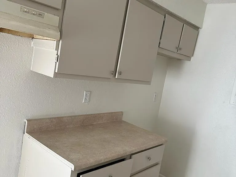 350 N Erby Campbell Blvd — Photo 13