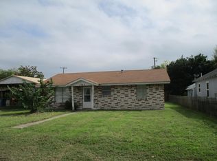 2762 Avenue C, Ingleside, TX 78362