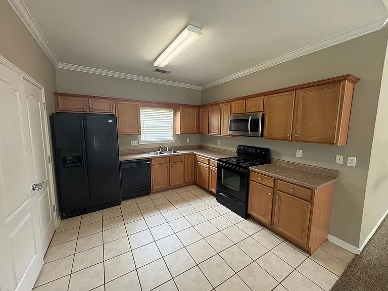 5287 Promenade Dr — Photo 5