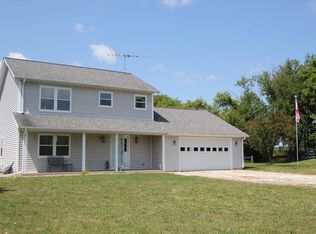 316 S Maple Ln, Burlington, WI 53105