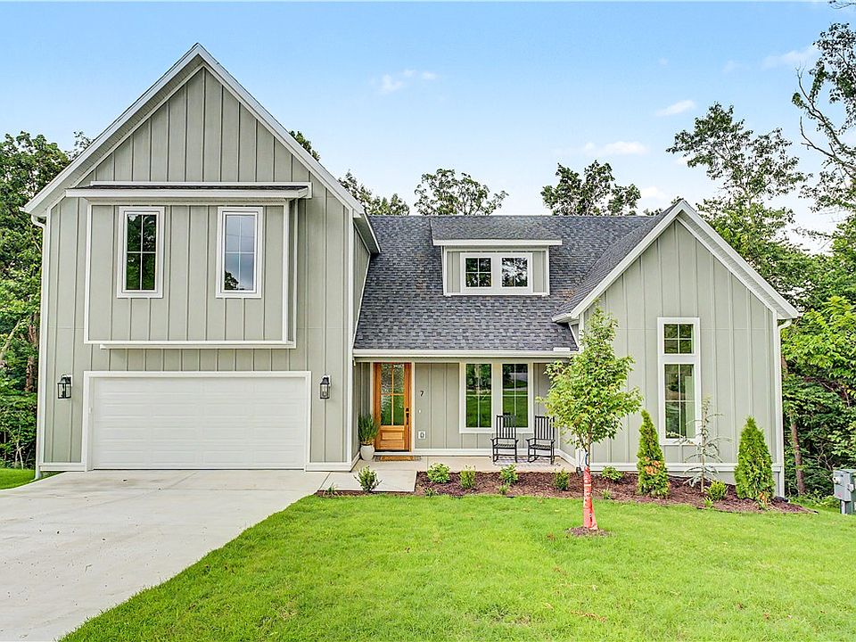 1st image of 7 Minack Ln