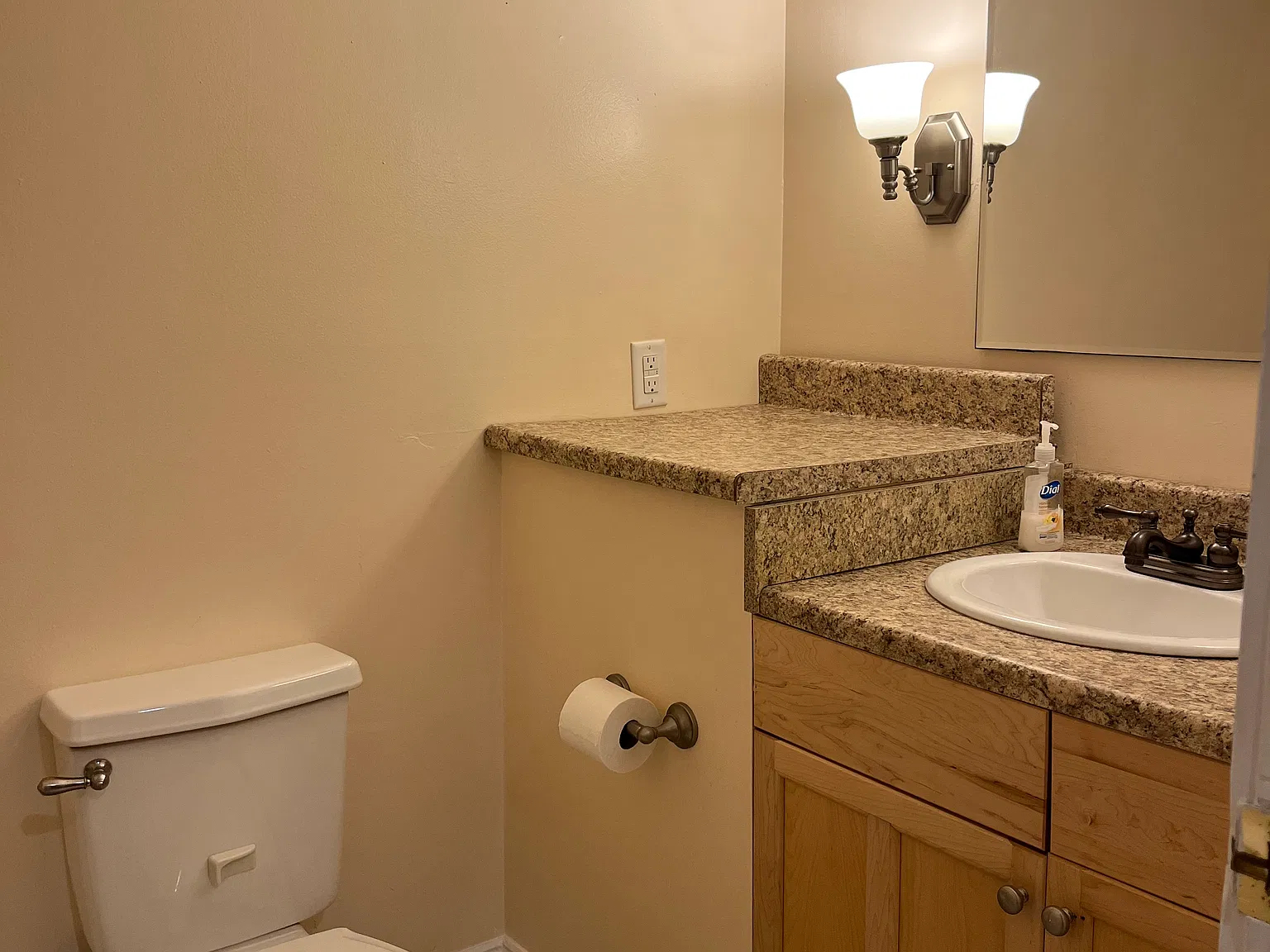3 bed, 1540 sqft, $2,200 — Photo 2