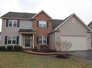 243 Midlane Dr, Crystal Lake, IL 60012