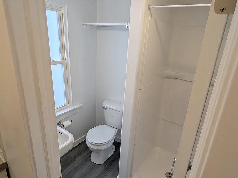 2921 Lincoln Way #3 — Photo 4