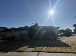 3856 N Hacienda Dr, Fresno, CA