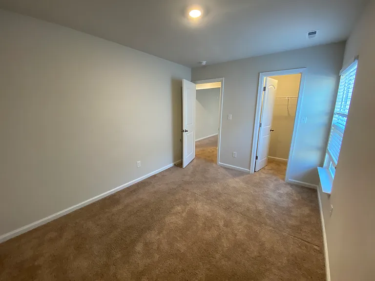 1512 Auckland Ct — Photo 38
