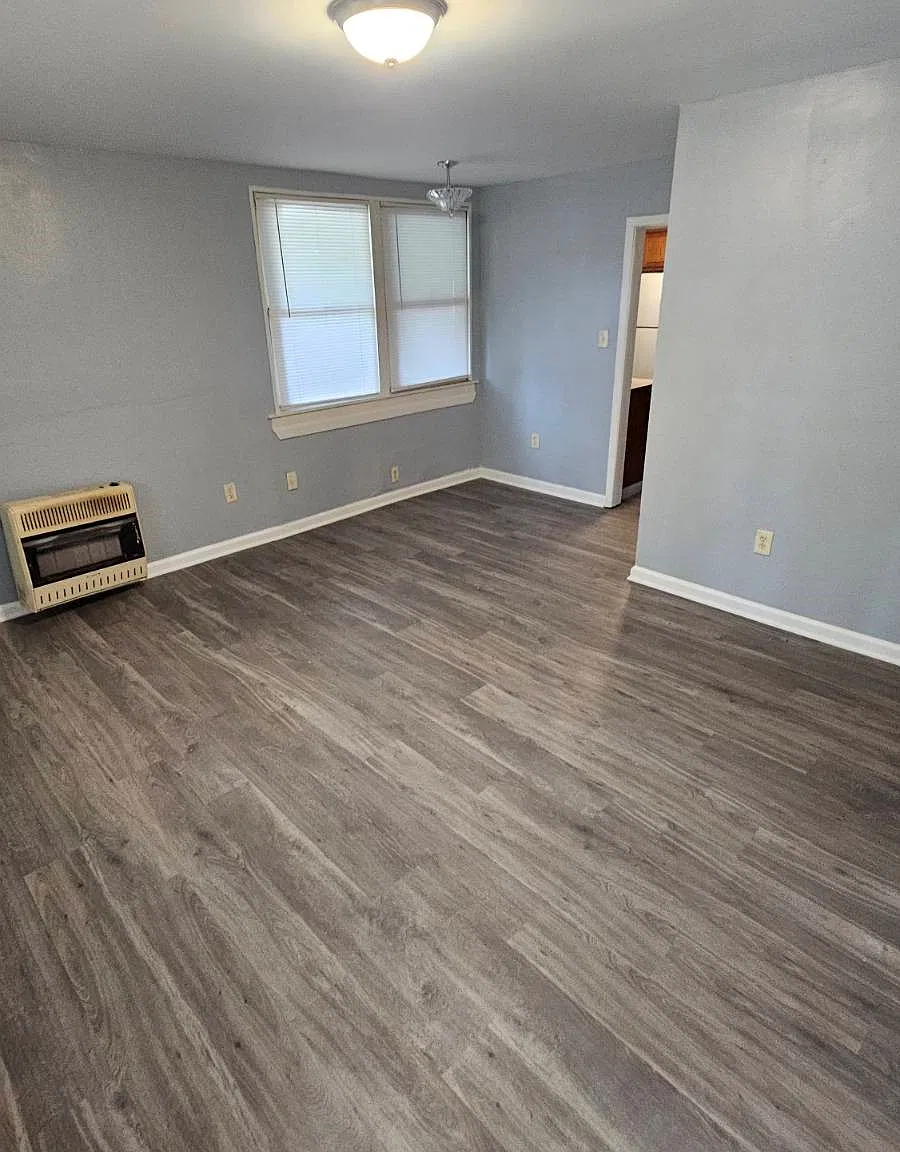 2 bed, 750 sqft, $950 — Photo 2