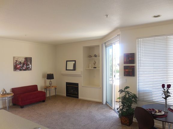 4th image of 5201 Laguna Oaks Dr Unit 186