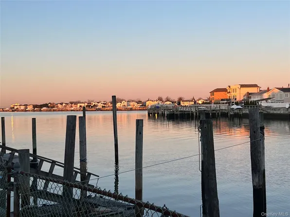 3146 Lee Place, Bellmore, NY 11710