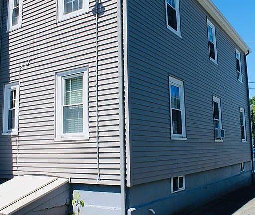 3rd image of 1 Peck St