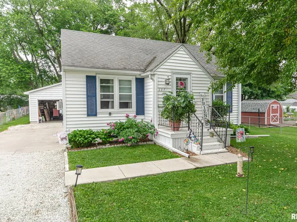 127 Lakewood Ave, East Peoria, IL 61611