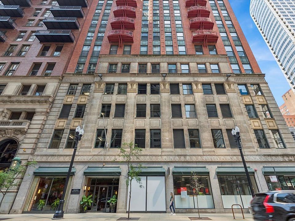 1st image of 208 W Washington St APT 1405