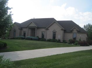 7430 Countrybrook Ct, Dayton, OH 45414