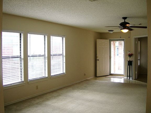 2nd image of 6326 Regency Crst