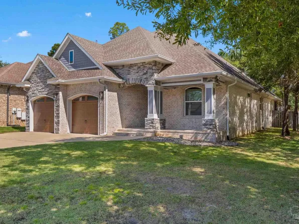 6030 Dahoon Dr, Pensacola, FL 32526