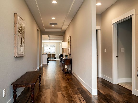 Example of an Entryway