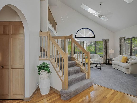4th image of 116 Cayuga Ct