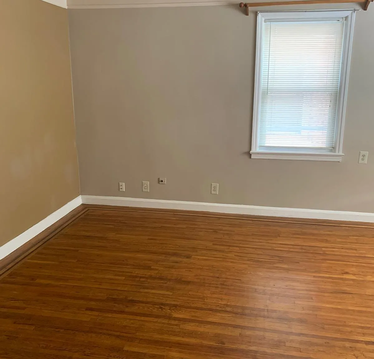 1 bed, 160 sqft, $1,200 — Photo 2