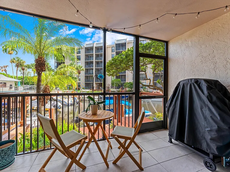 21 Royal Palm Way #1050 — Photo 21
