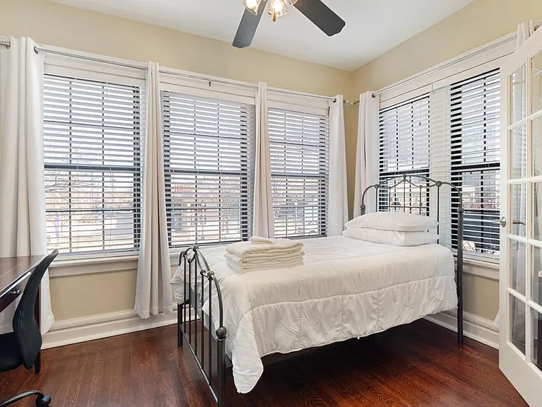 6136 Delmar Blvd — Photo 11