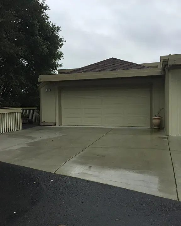 19 Knoll Dr #19